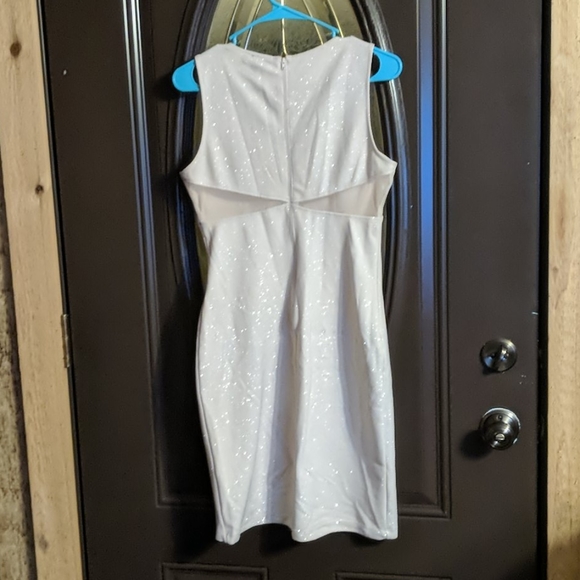Cream-white Sparkle Dress - Picture 3 of 7